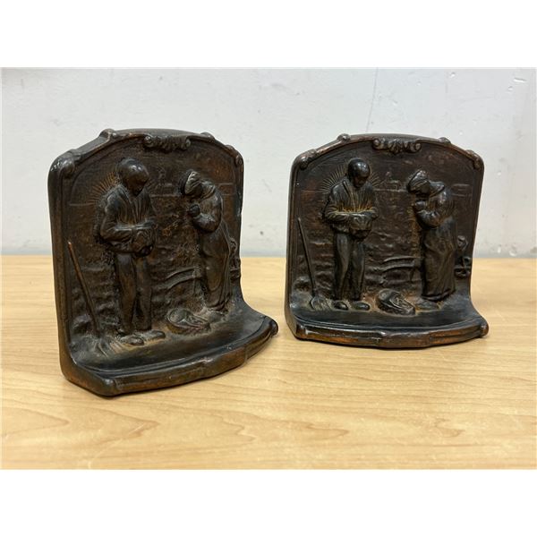 Vintage Cast Metal Book Ends Approx: 4.75"W 4.75"T