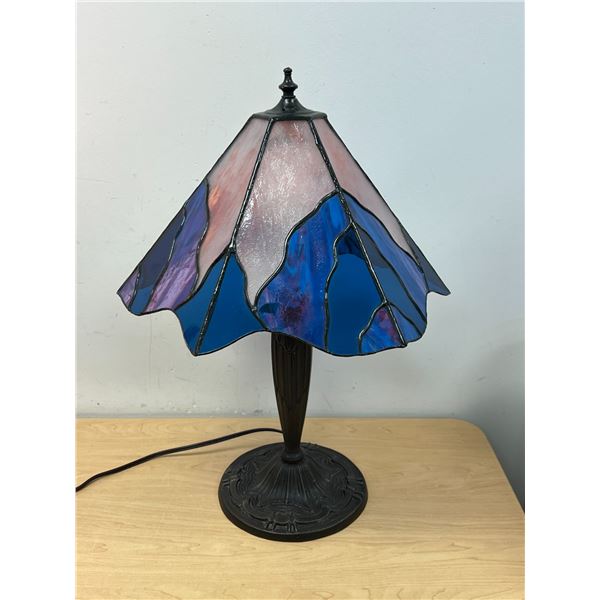 Tiffany Style Table Lamp - Works - Approx: 16"W 23"T