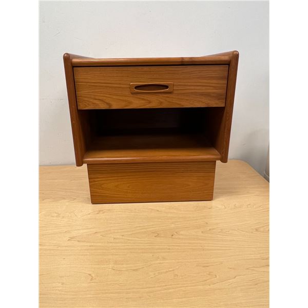 Teak Nightstand / Side Table - Approx: 18x15 & 18.5"T