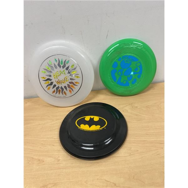 3 Frisbees - Batman / Heat wave (changes color) and Green/Blue Wham-O
