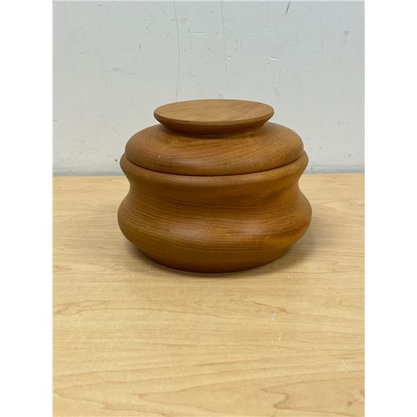 Francois Dube (Montreal) Lidded Wood Storage Vessel 8.5"W 5.5"T