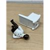 Image 3 : Vintage John F. Kennedy JFK Salt & Pepper Shakers