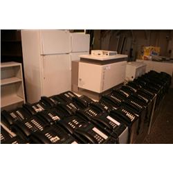 Siemens Hicom 300e Phone System With Approx 250