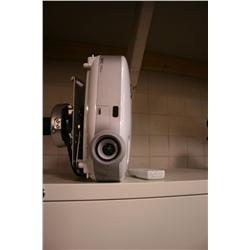 NEC Vt676 Boardroom Projector With Ceiling Mount
