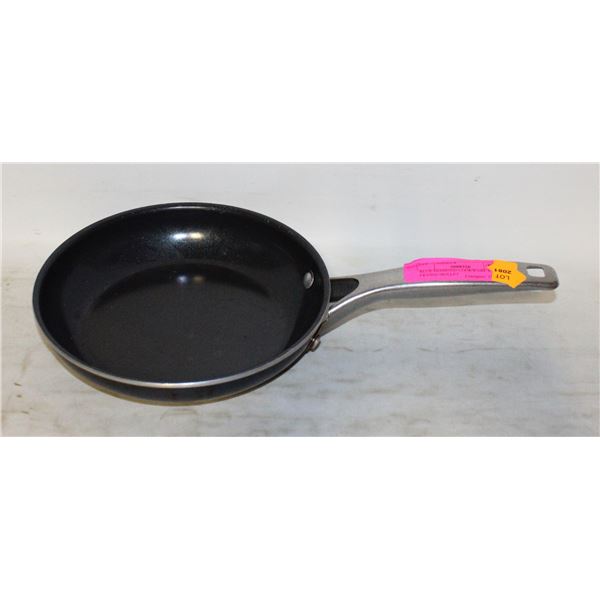 BLUE DIAMOND COOKWARE 8" FRYING SKILLET