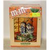 Image 1 : M&M'S SPOOKY HOUSE LIGHTED HOUSE & CANDY DISH