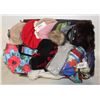 Image 1 : FLAT OF NEW TOQUES, SCARVES, MITTS AND MORE