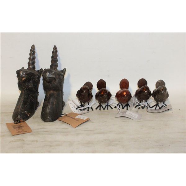 LOT OF CAST HEAD HOOK ORNAMENTS SOLD WITH CAST