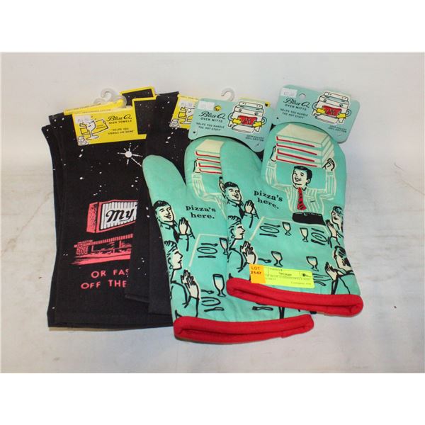 LOT OF BLUE Q DISHTOWELS AND OVEN MITT