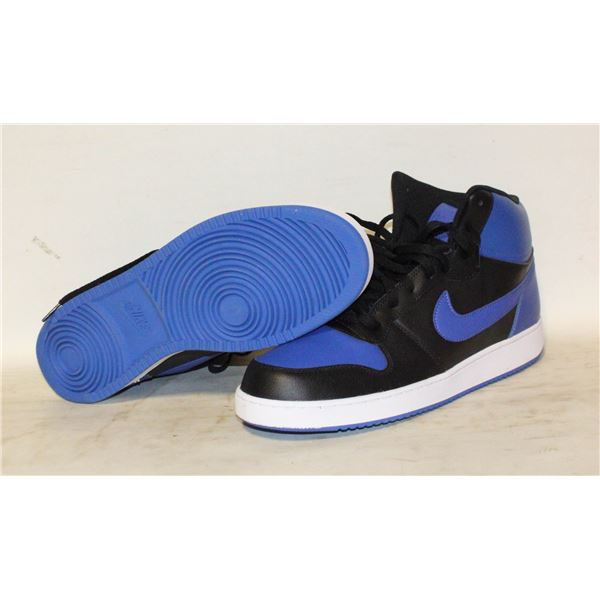 NEW NIKE MID SIZE 13