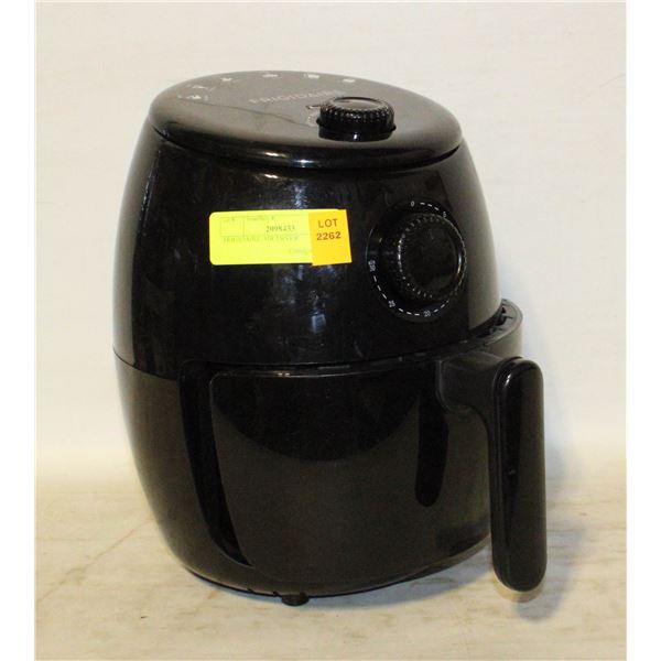 FRIGIDAIRE AIR FRYER