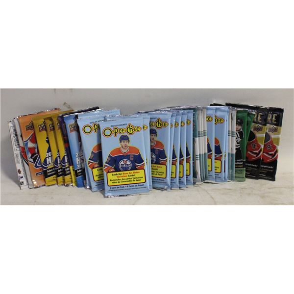 36 PACKS HOCKEY CARDS OPEN PRODUCT