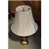 Image 1 : VINTAGE TABLE LAMP