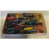 Image 1 : BOX OF VARIOUS SIZE SCREWDRIVERS