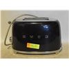 Image 1 : SMEG TOASTER BLACK IN COLOR