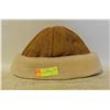 Image 1 : HOLT RENFREW SHEEPSKIN HAT-ESTATE