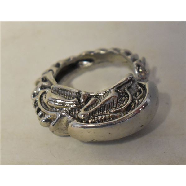 ALIEN SHAPE RING - ADJUSTABLE SIZE