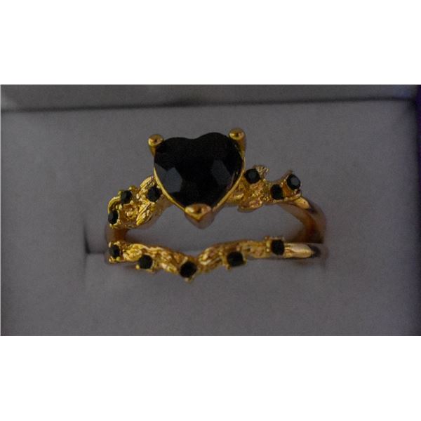 2PCS HEART SHAPE RING SZ8