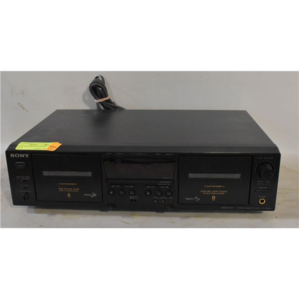 ESTATE SONY DUAL CASSETTE PLAYER