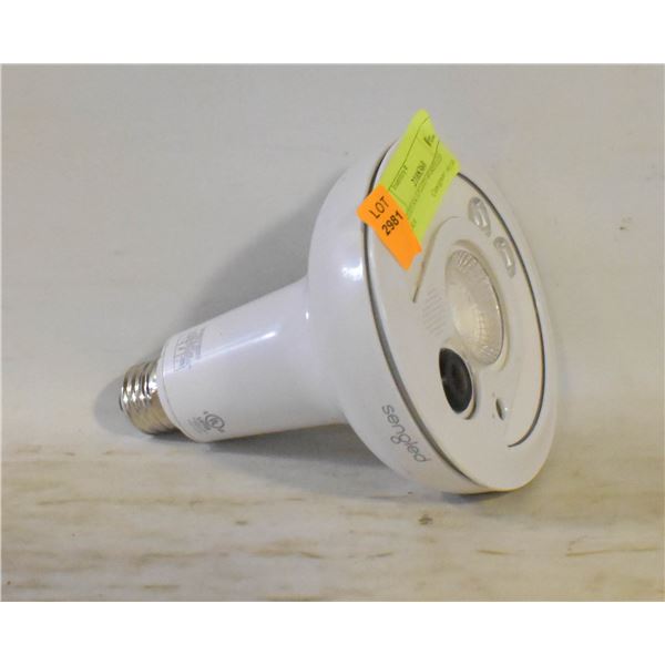 SENGLED SNAP LED WIRELESS CAMERA