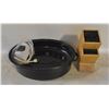 Image 1 : LARGE ROASTER, KNIFE BLOCK, KNIFE SHARPENER