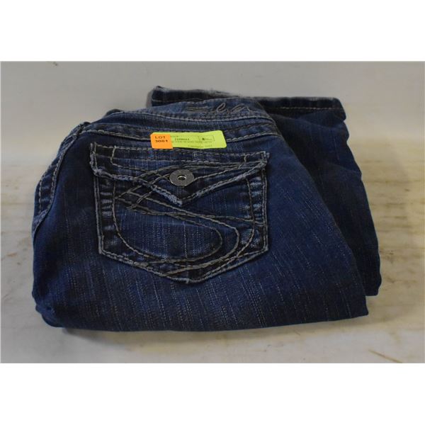 WOMEN'S SILVER JEANS SIZE 28/34