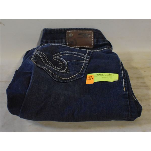 WOMEN'S SILVER JEANS BERKLEY SIZE 29/34