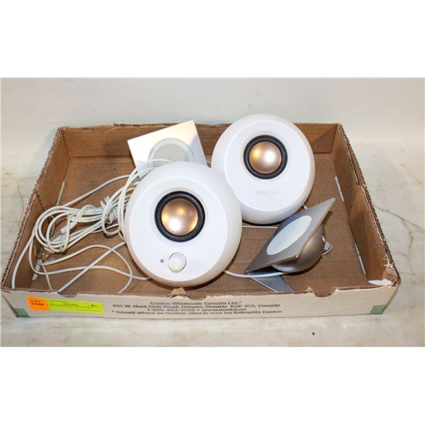 LOT OF PORTABLE SPEAKERS
