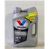 Image 1 : JUG OF VALVOLINE SYNTHETIC 5W30