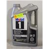 Image 1 : JUG OF MOBIL 1 SYNTHETIC 5W20