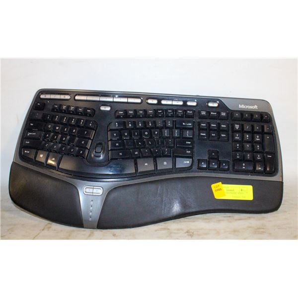 MICROSOFT ERGONOMIC WIRED KEYBOARD