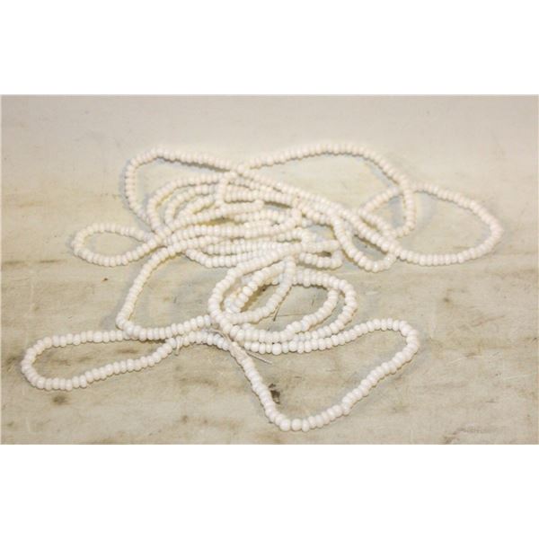 WHITE BEADED NECKLACE