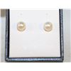 Image 1 : 14KT GOLD CULTURED PEARL EARRINGS
