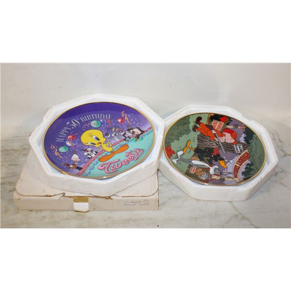 2 LOONEY TUNES PLAYTES INCLUDING TWEETY