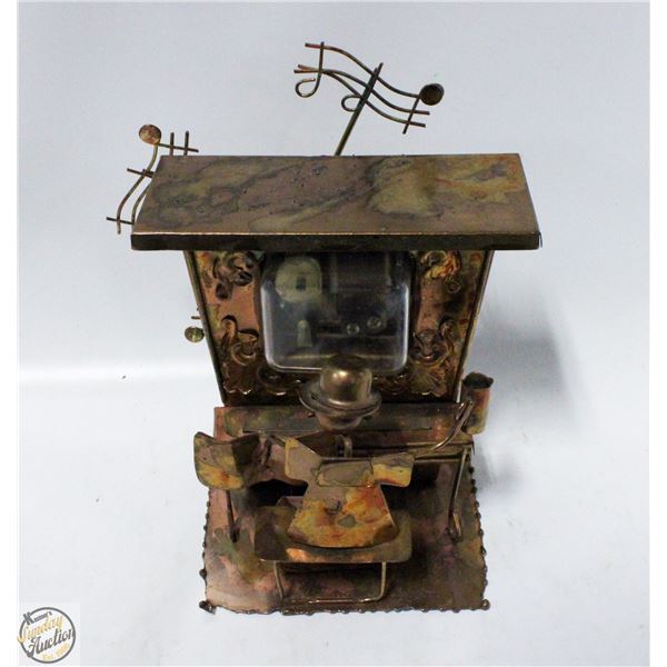 VINTAGE SANKYO COPPER SLOON PIANA MAN PLAYS SONG T