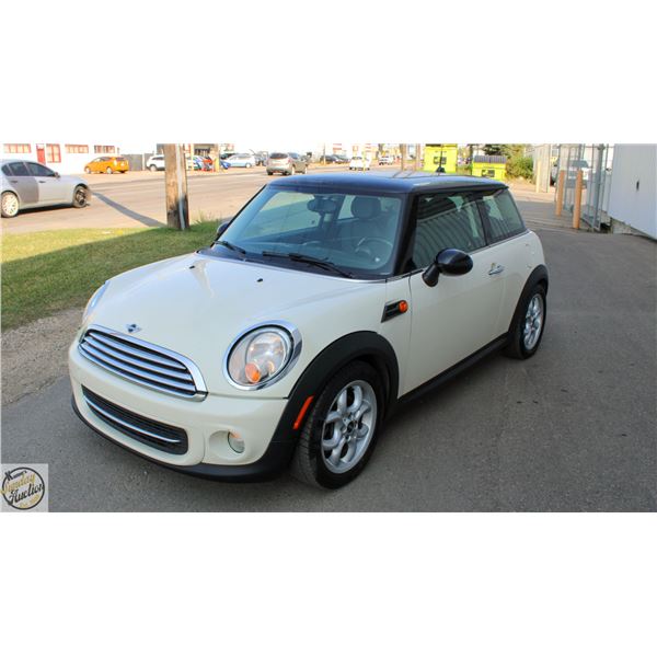 2013 MINI COOPER HATCHBACK 2 DOOR 4 CYLINDER