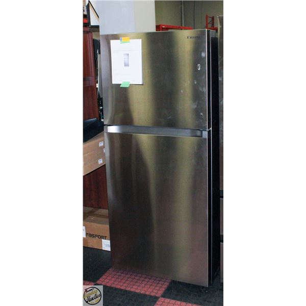 SCRATCH & DENT: SAMSUNG TOP FREEZER FRIDGE 17.6CU