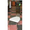 Image 1 : SHOWROOM FLOOR MODEL SILVER STAINLESS STEEL