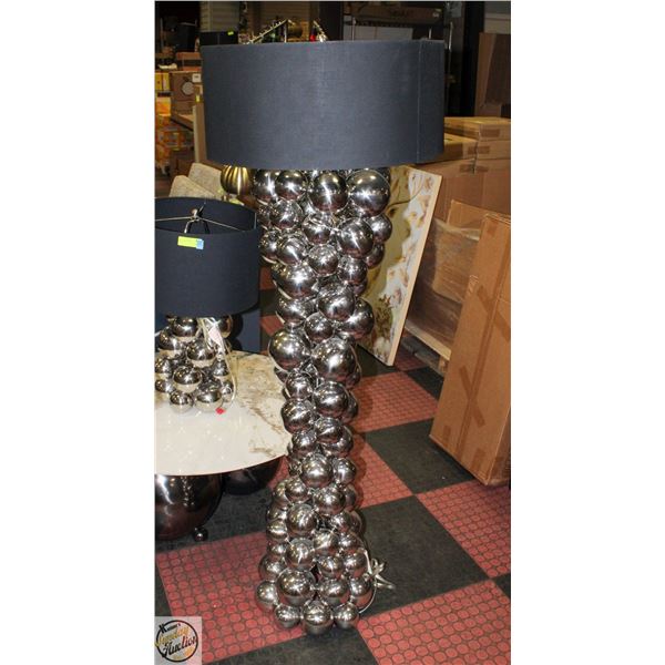 SHOWHOME FLOOR MODEL FIZZANTE STUDIO FLOOR LAMP