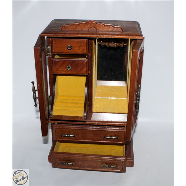 VINTAGE MUSIC/JEWLERY BOX