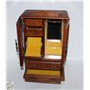 Image 1 : VINTAGE MUSIC/JEWLERY BOX