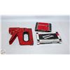 HEAVY DUTY STAPLER AND 2 BOXES OF STAPLES