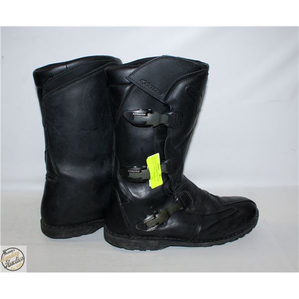 ALPINESTARS MOTORBIKE LEATHER RIDING BOOTS SIZE