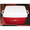 Image 1 : RUBBERMAID COOLER