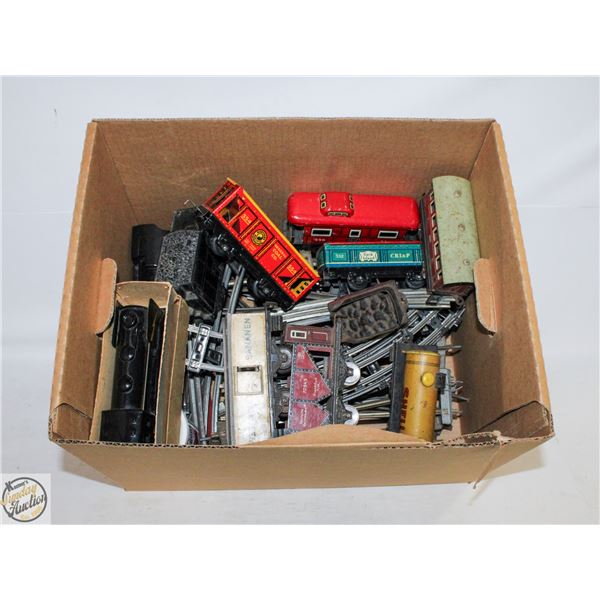 OVER 50 VINTAGE TRAIN PIECES (2 SETS)