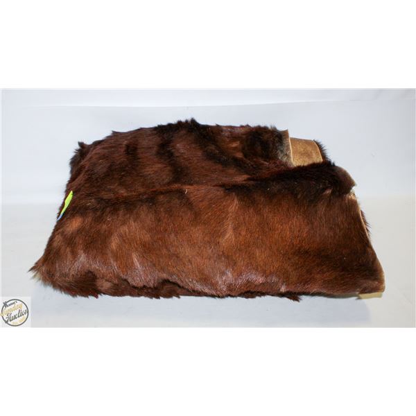 MOOSE HIDE TANNED APPROX 6 FT-ESTATE