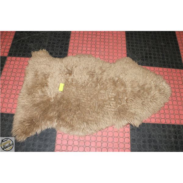 AUSTRALIAN SHEEPSKIN 3FT RUG-ESTATE