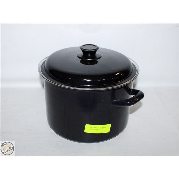 LARGE COOKING POT