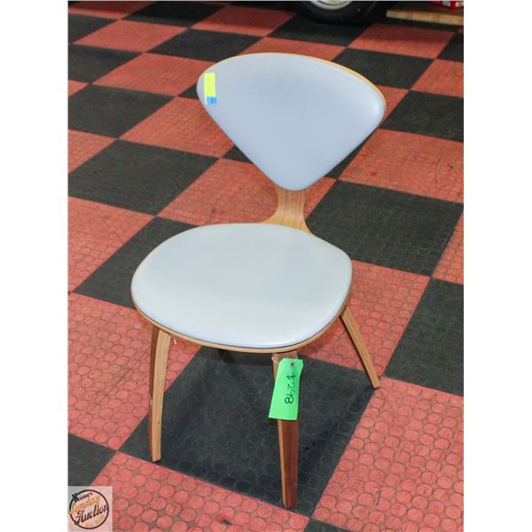 SHOWROOM FLOOR MODEL NUEVO GREY +