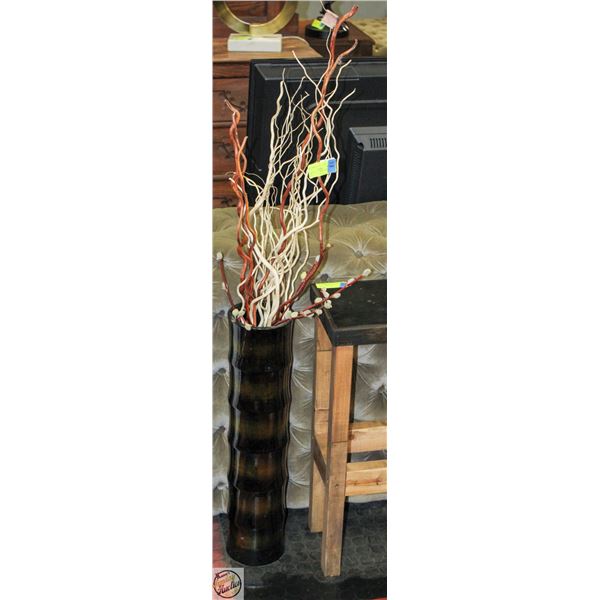 FLOOR VASE W/WICKER STICK DECOR CONTENTS
